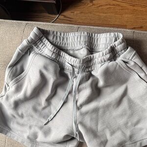 Hollister Men's Light Gray Athletic Drawstring Shorts XS